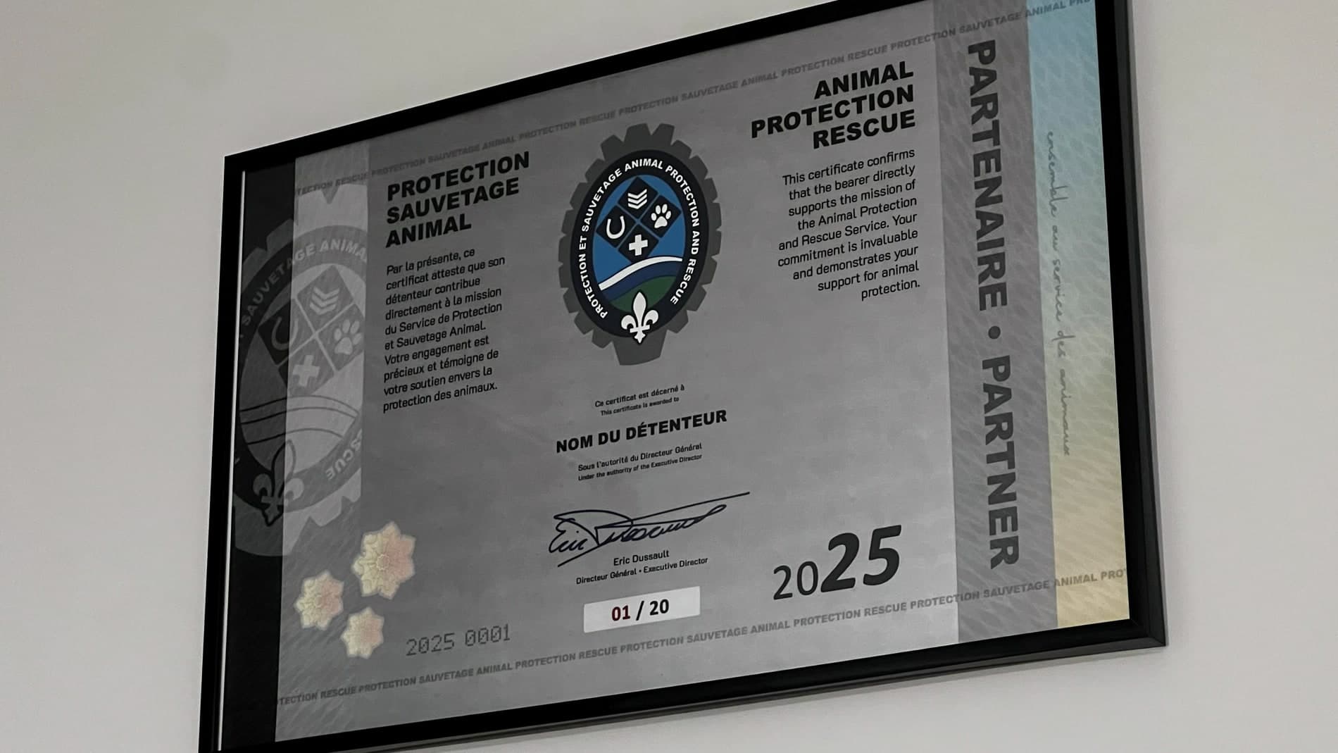 Certificat de partenaire 2025 encadré, numéroté 01 sur 20